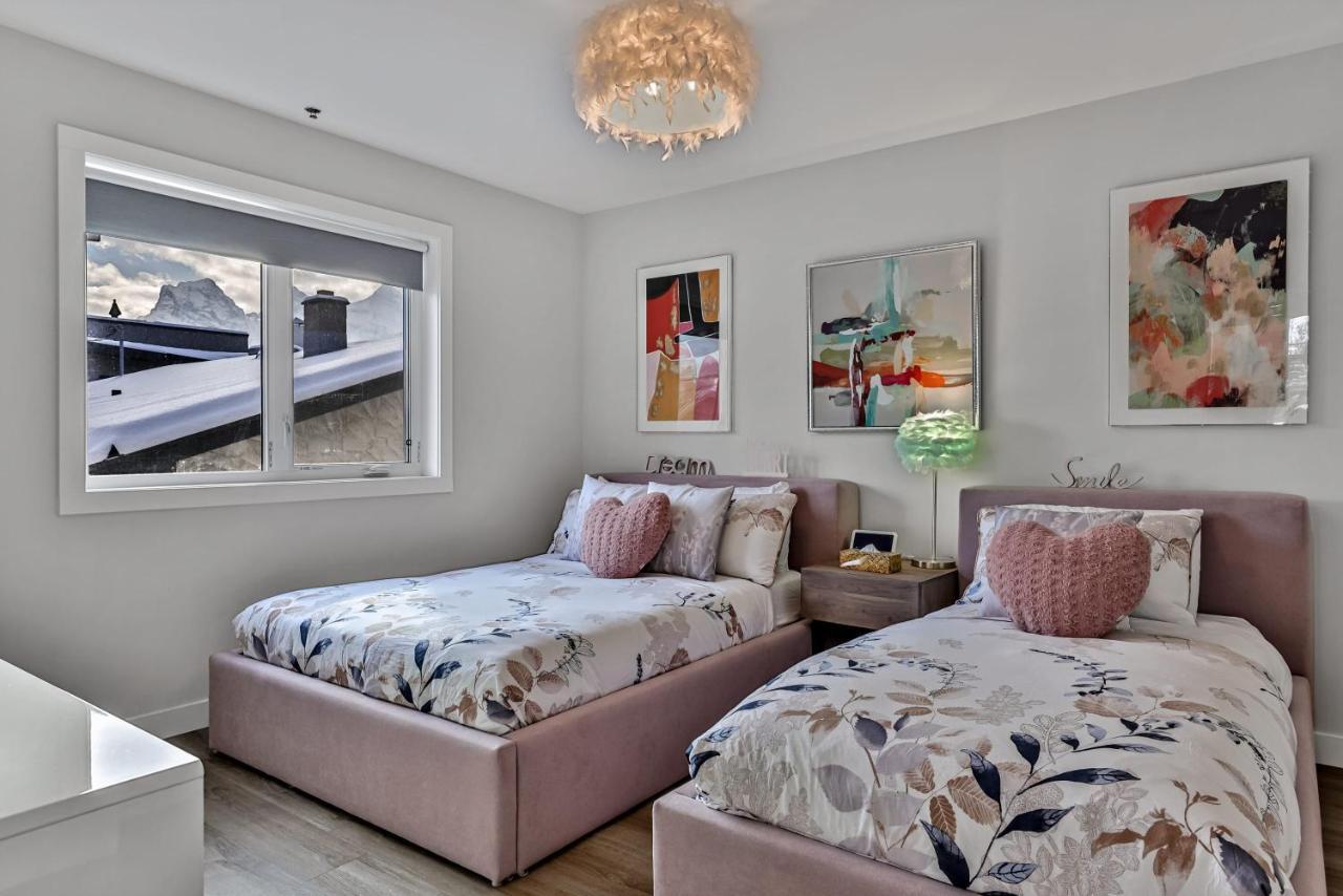 The Parq By Samsara View Downtown 4br & 3bth Holiday home Canmore